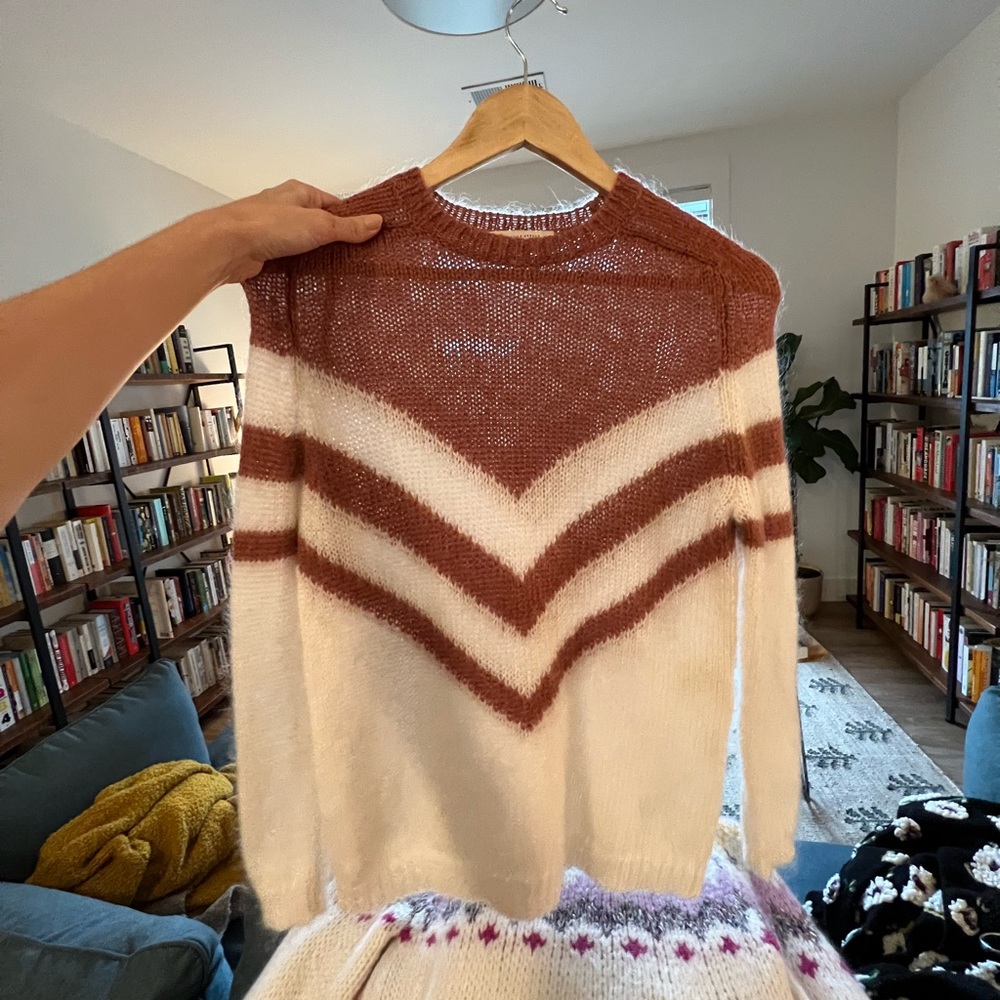 Sezane Joy Chevron Sweater NWOT - Picture 4 of 5